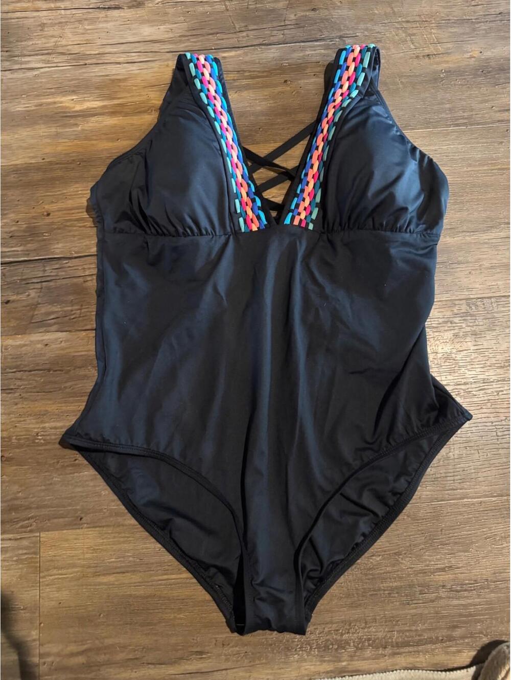 NWT La Blanca 1 Piece Plunge Top Swimsuit|Black Macrame w/Colorful Detail SZ 14